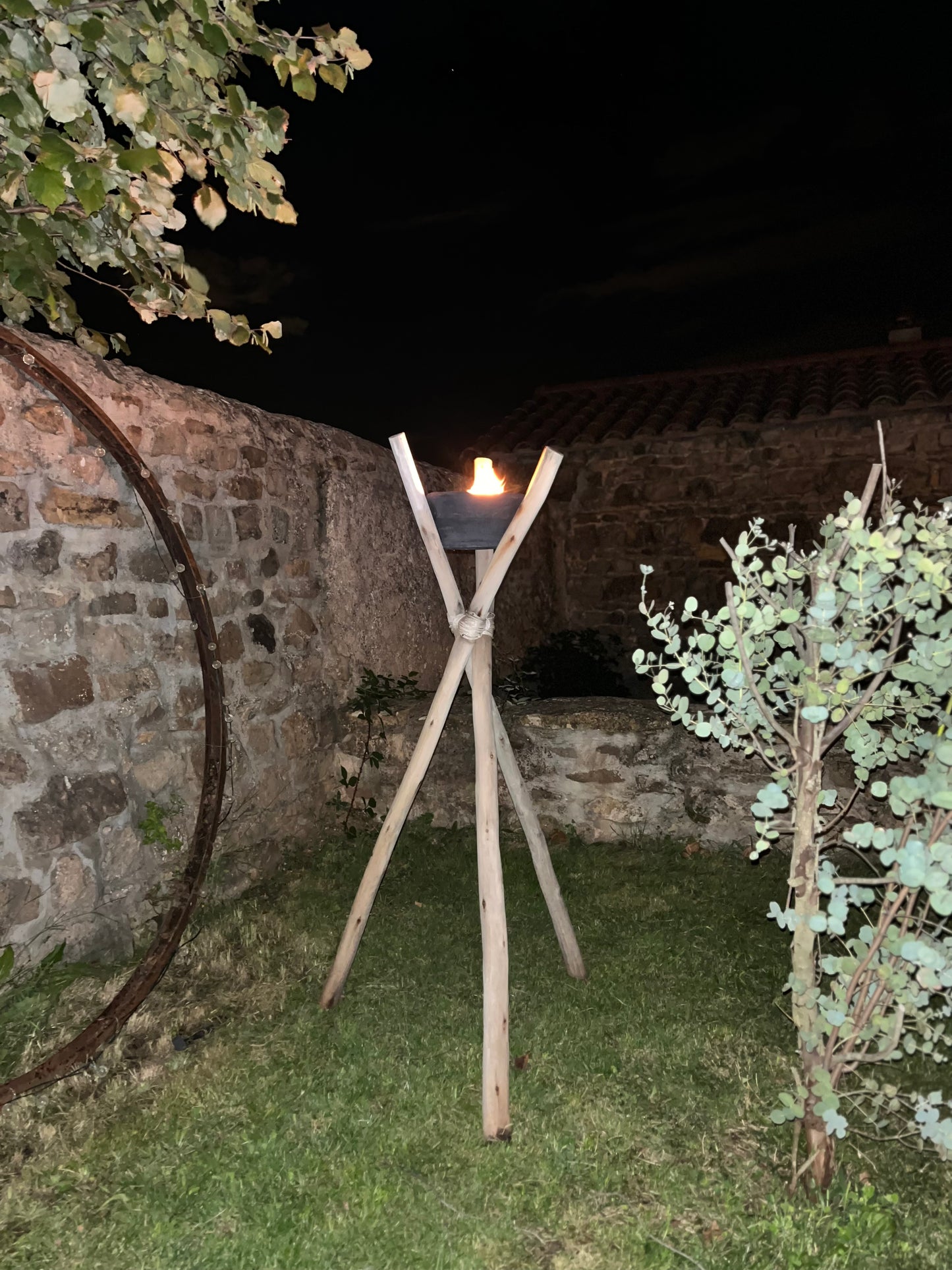 Bougie sur trépied