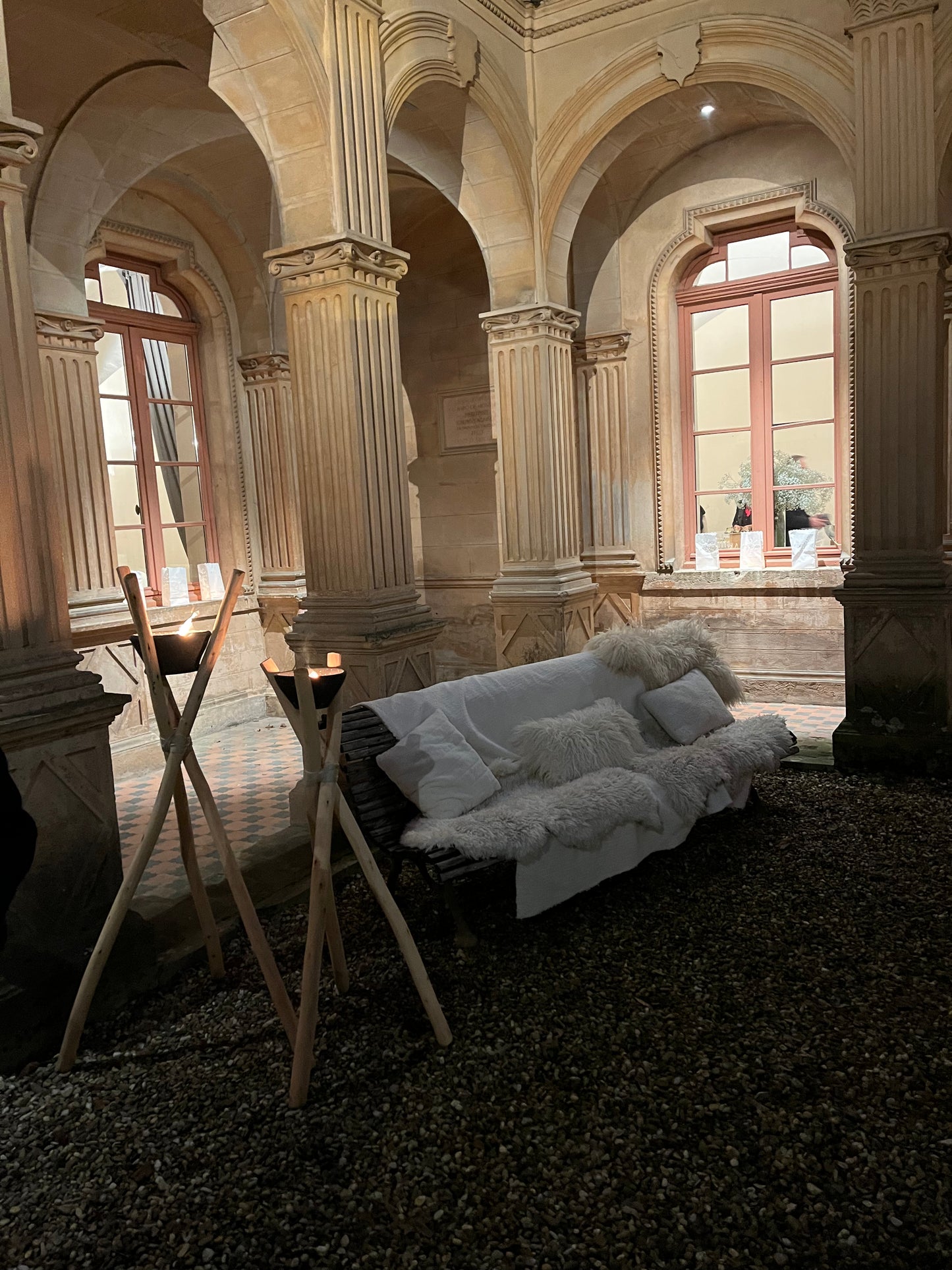 Bougie sur trépied