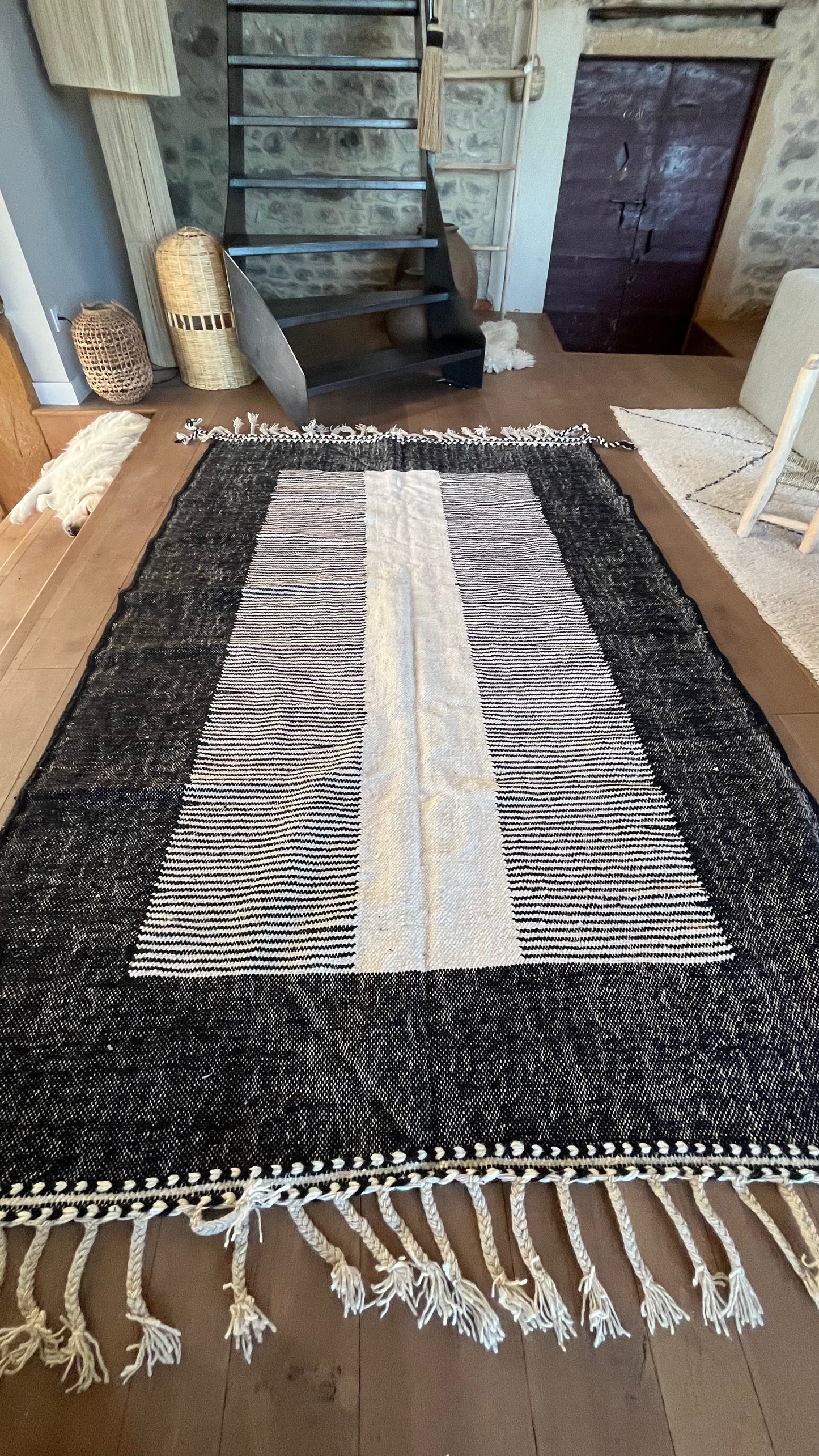 Tapis kilim Boujad crème et noir 261x163