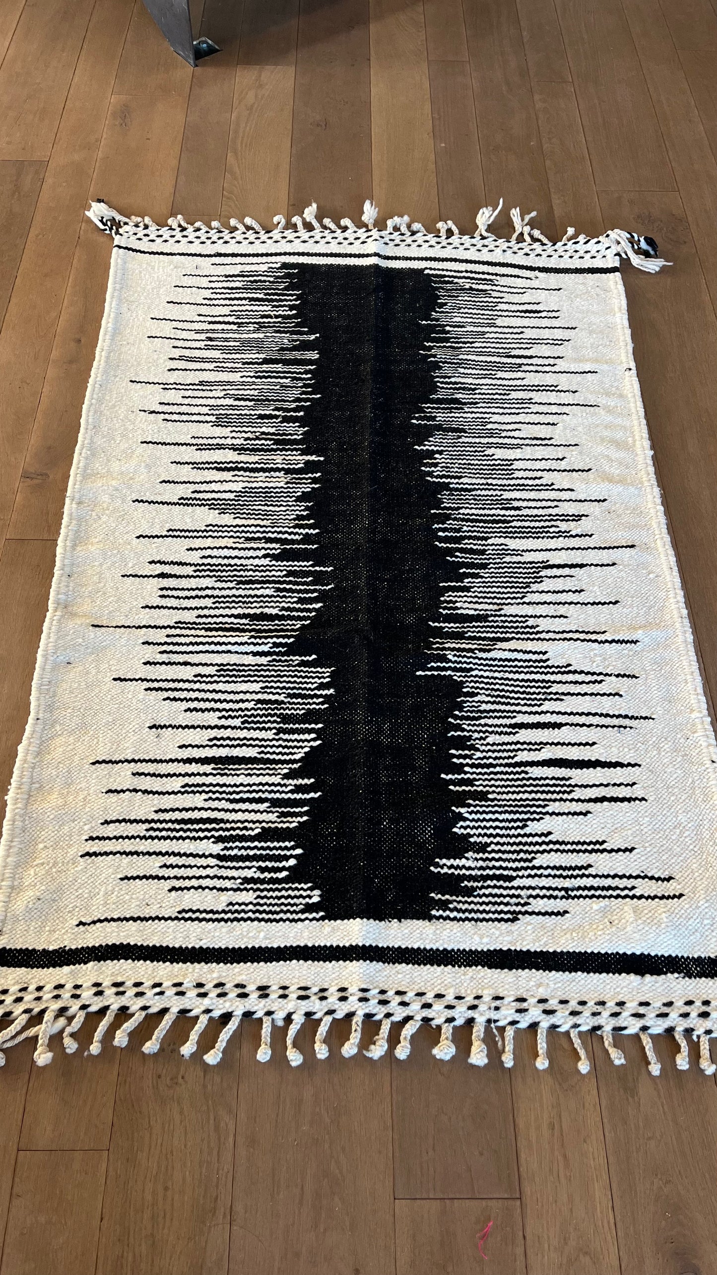 Tapis kilim Boujad crème et noir 156x102