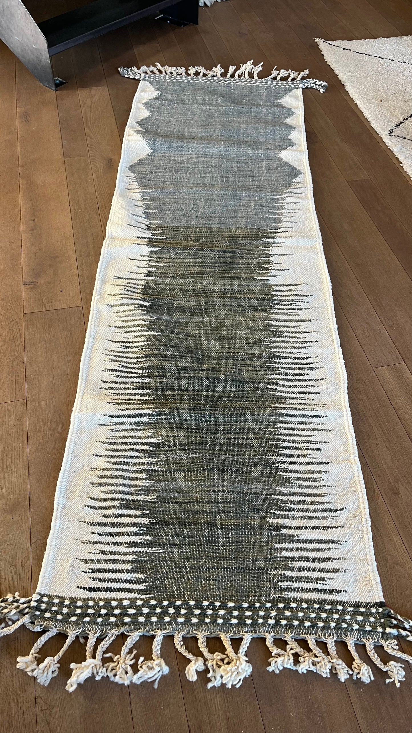 Tapis de couloir kilim Boujad crème, vert et gris 260x78
